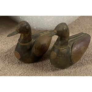 Vintage Old Antique Hand Carved Wooden & Brass Fitted Engraved Work Duck Pair